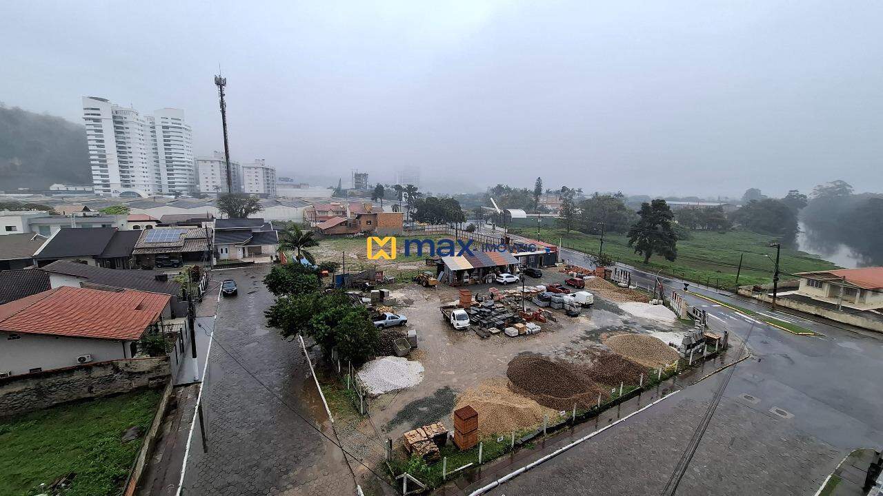 Apartamento para aluguel no Carvalho: Vista Sacada