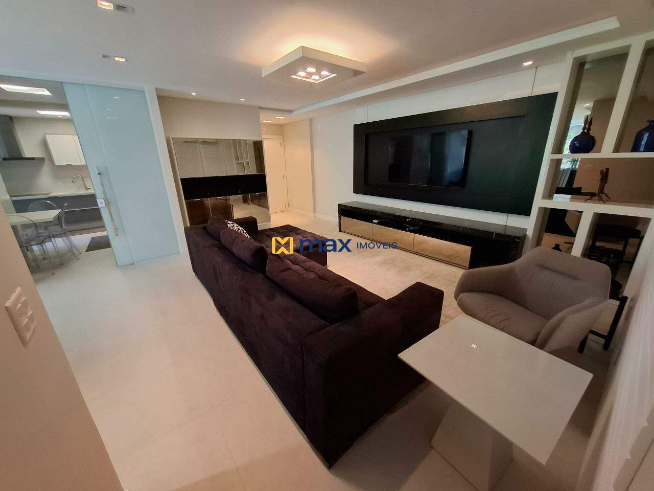 Apartamento para aluguel no Praia Brava: Sala de Estar
