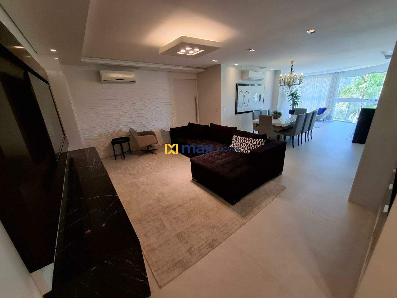 Apartamento para aluguel no Praia Brava: Sala de Estar