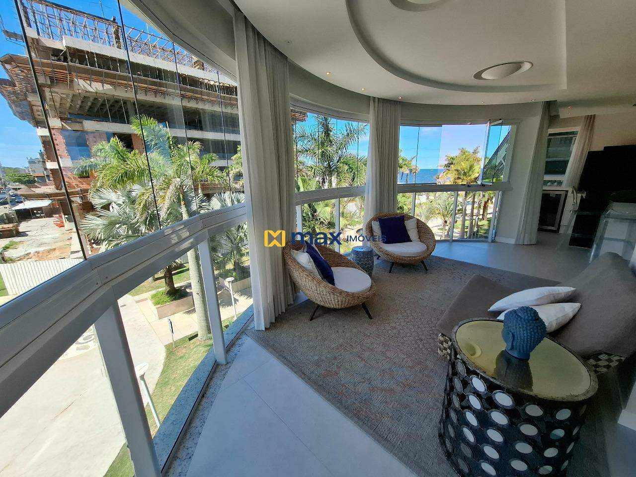 Apartamento para aluguel no Praia Brava: Sacada