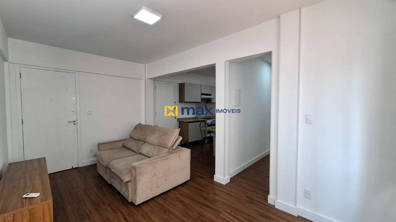 Apartamento para aluguel no Centro: Sala de Estar