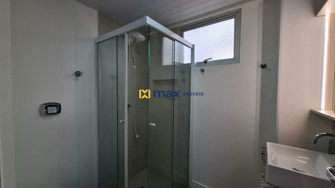 Apartamento para aluguel no Centro: Banheiro Social