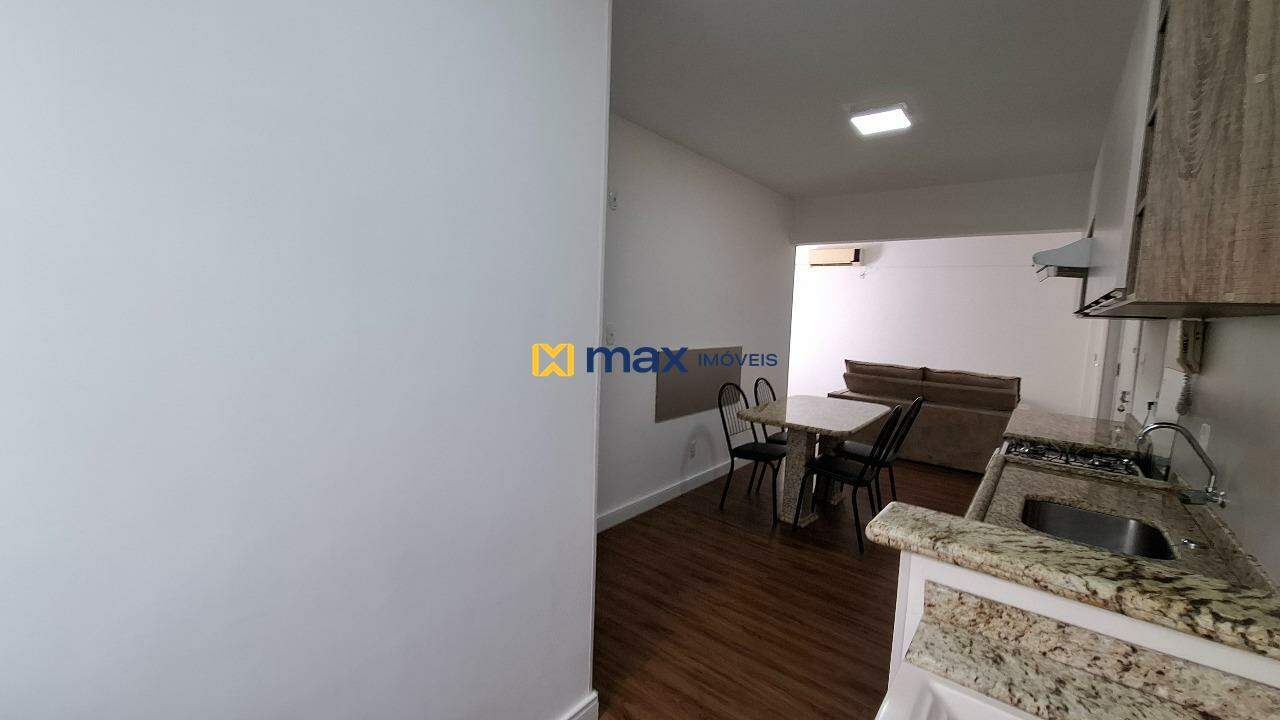 Apartamento para aluguel no Centro: Cozinha/ Lavanderia