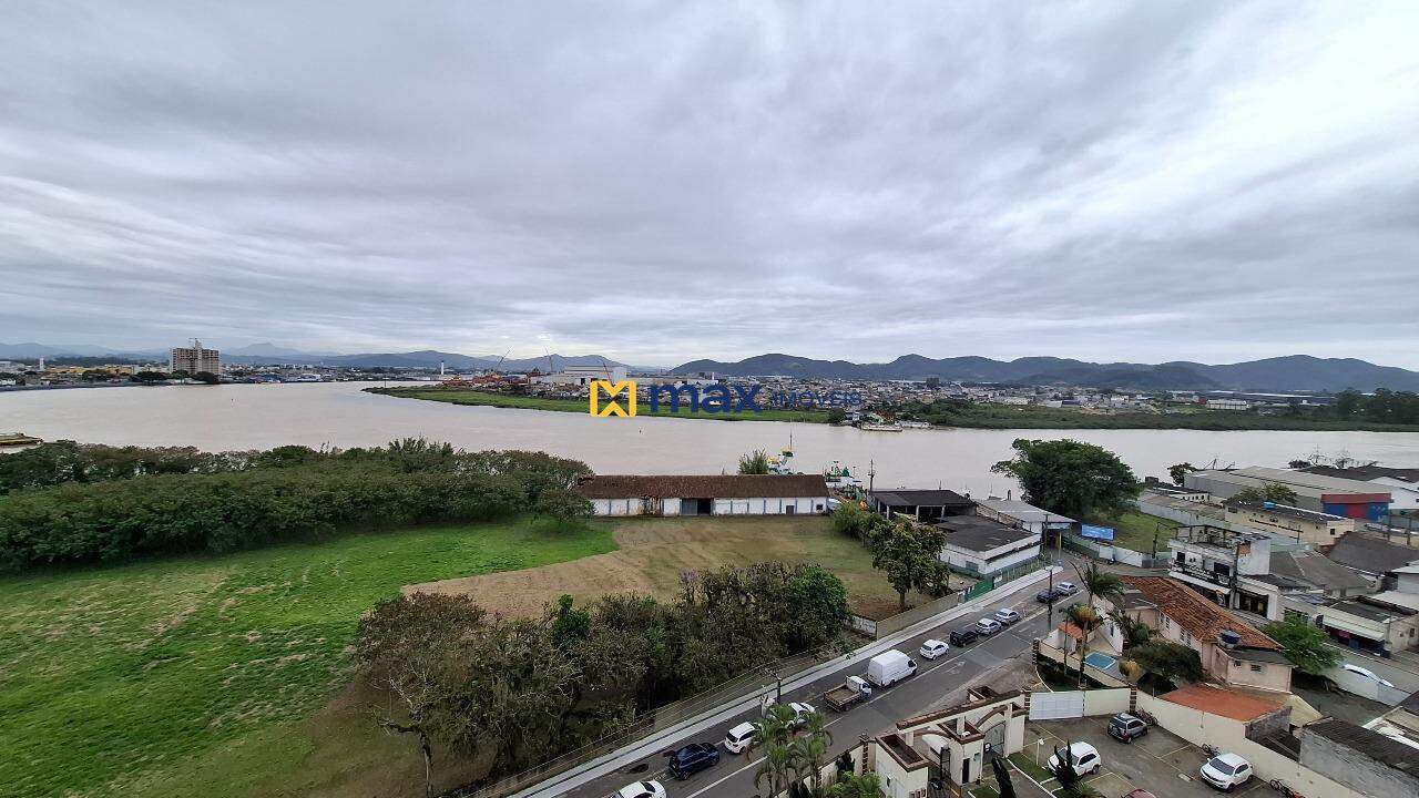 Apartamento para aluguel no Barra do Rio: Vista Sala de Estar e Jantar