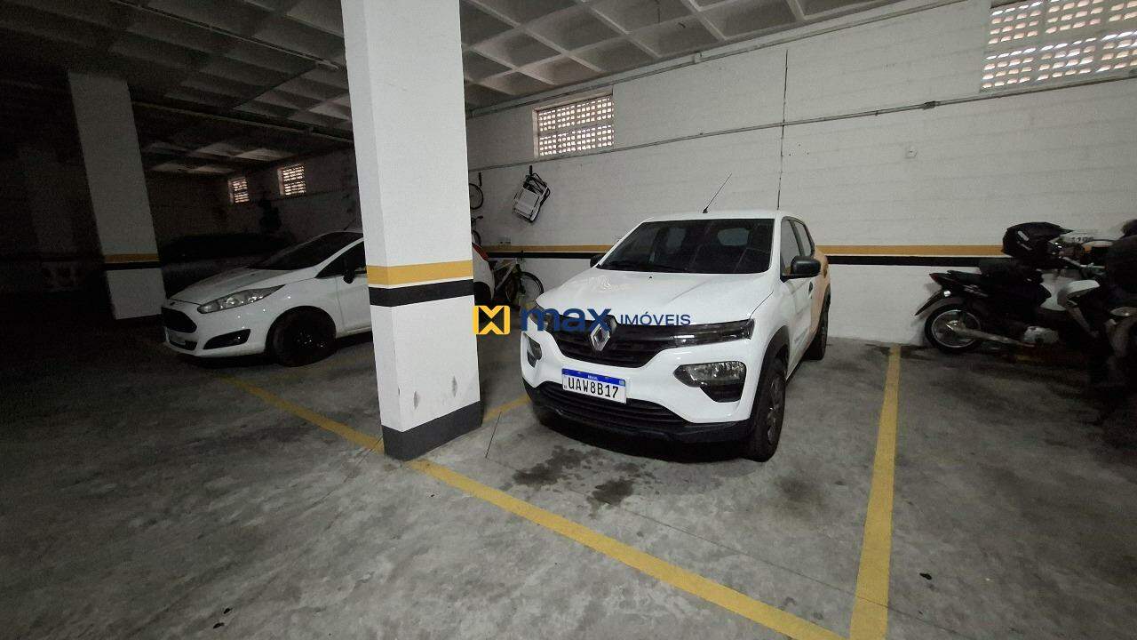 Apartamento para aluguel no Barra do Rio: Garagem