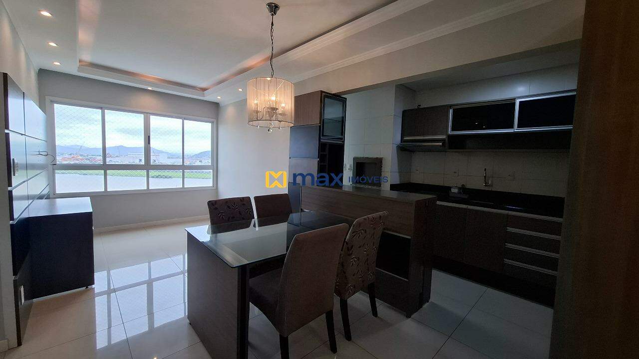 Apartamento para aluguel no Barra do Rio: Sala de Estar e Jantar