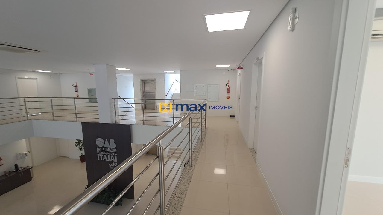 Sala para aluguel no Carvalho: Hall