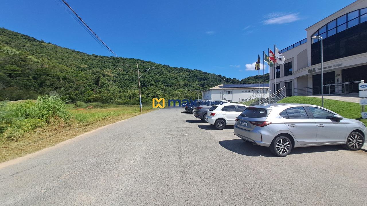 Sala para aluguel no Carvalho: Localização