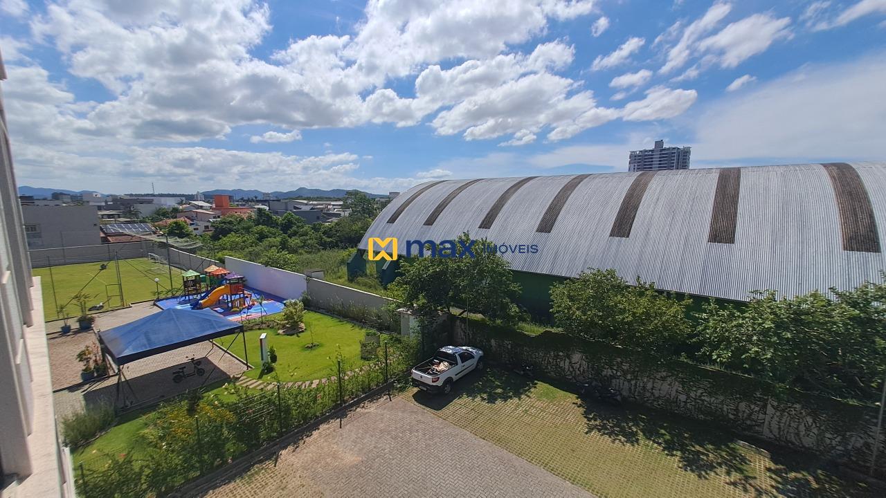Sala para aluguel no Carvalho: Vista da Sala