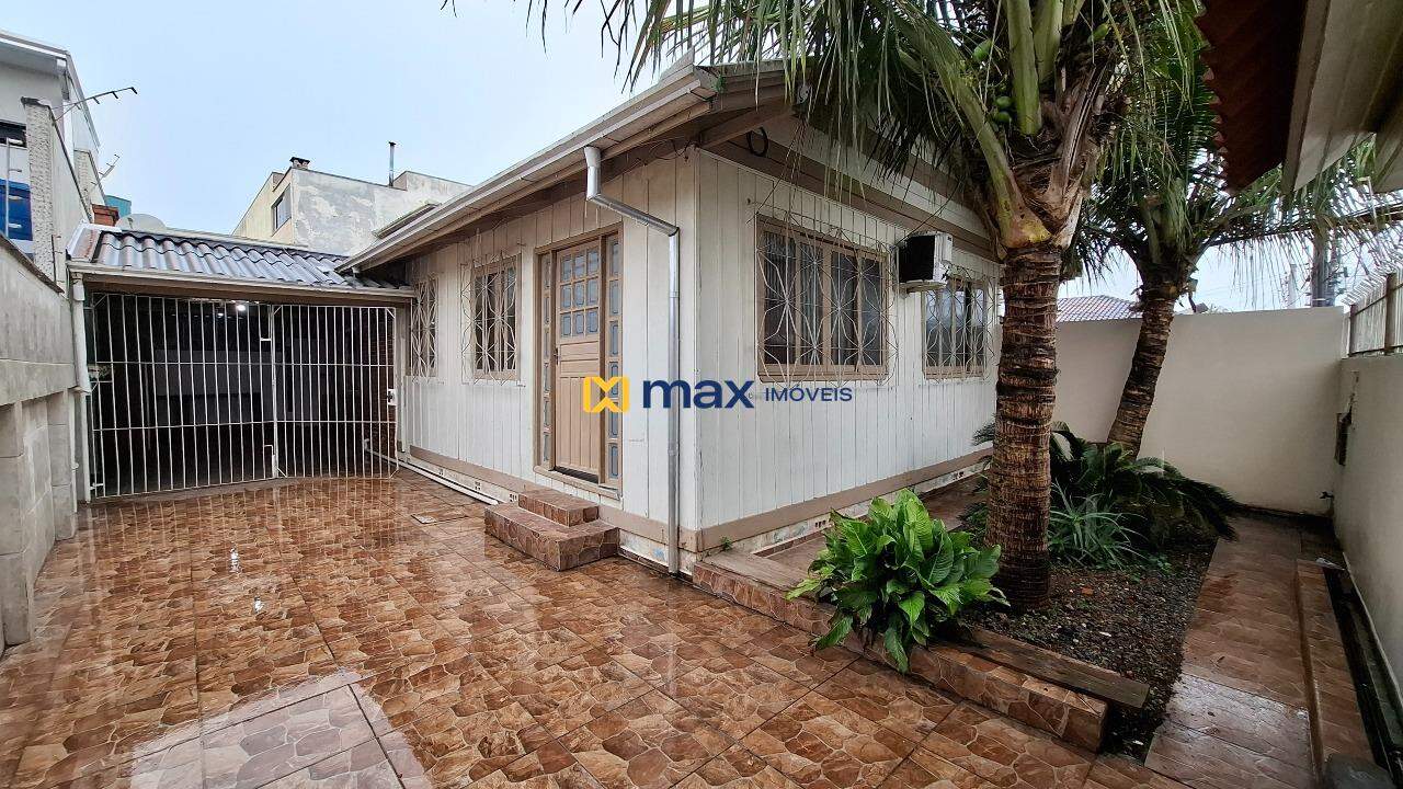 Casa para aluguel no São Vicente: Área Externa