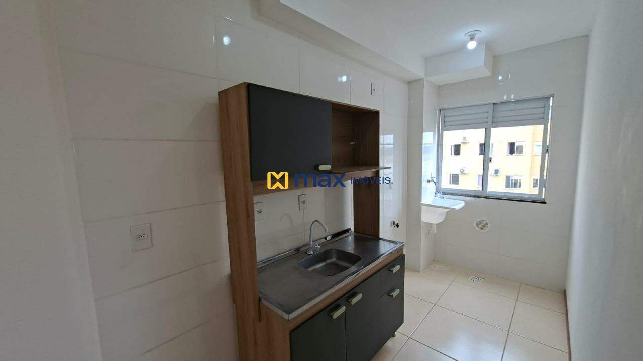 Apartamento para aluguel no Itaipava: Cozinha/ Lavanderia