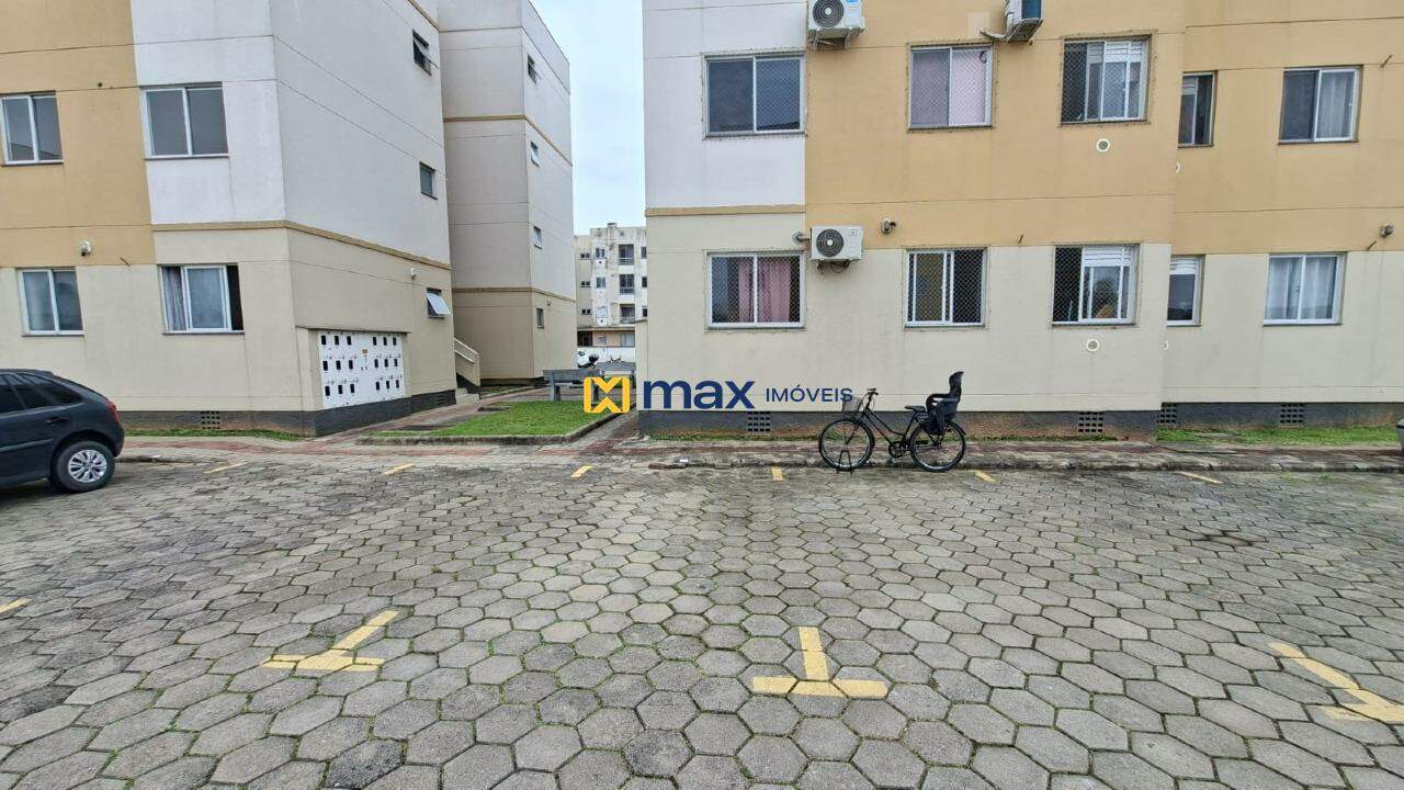 Apartamento para aluguel no Itaipava: Vaga de Garagem