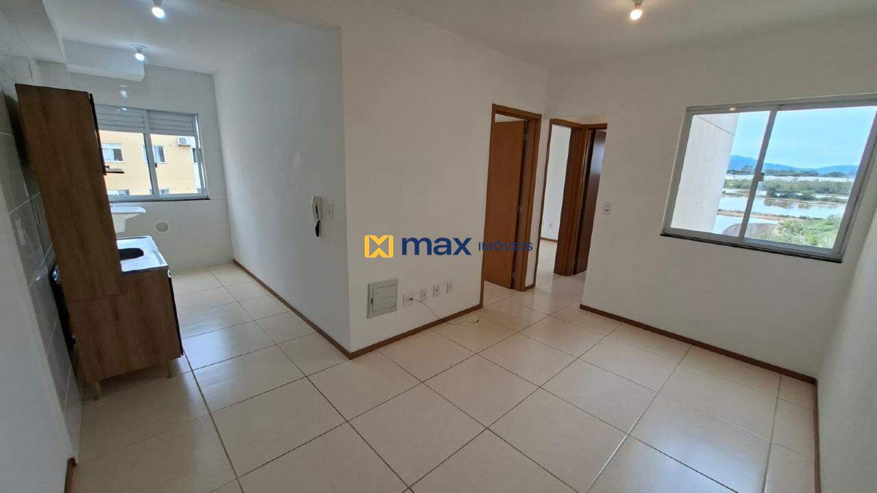 Apartamento para aluguel no Itaipava: Sala de Estar e Jantar