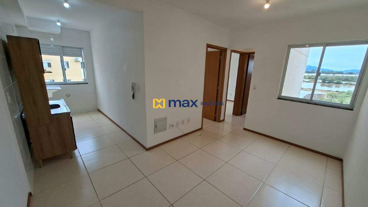 Apartamento para aluguel no Itaipava: Sala de Estar e Jantar