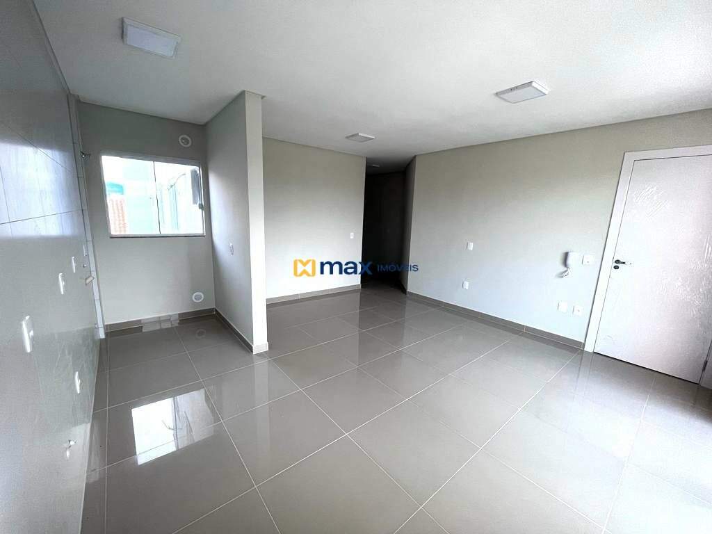 Apartamento para aluguel no Meia Praia: 