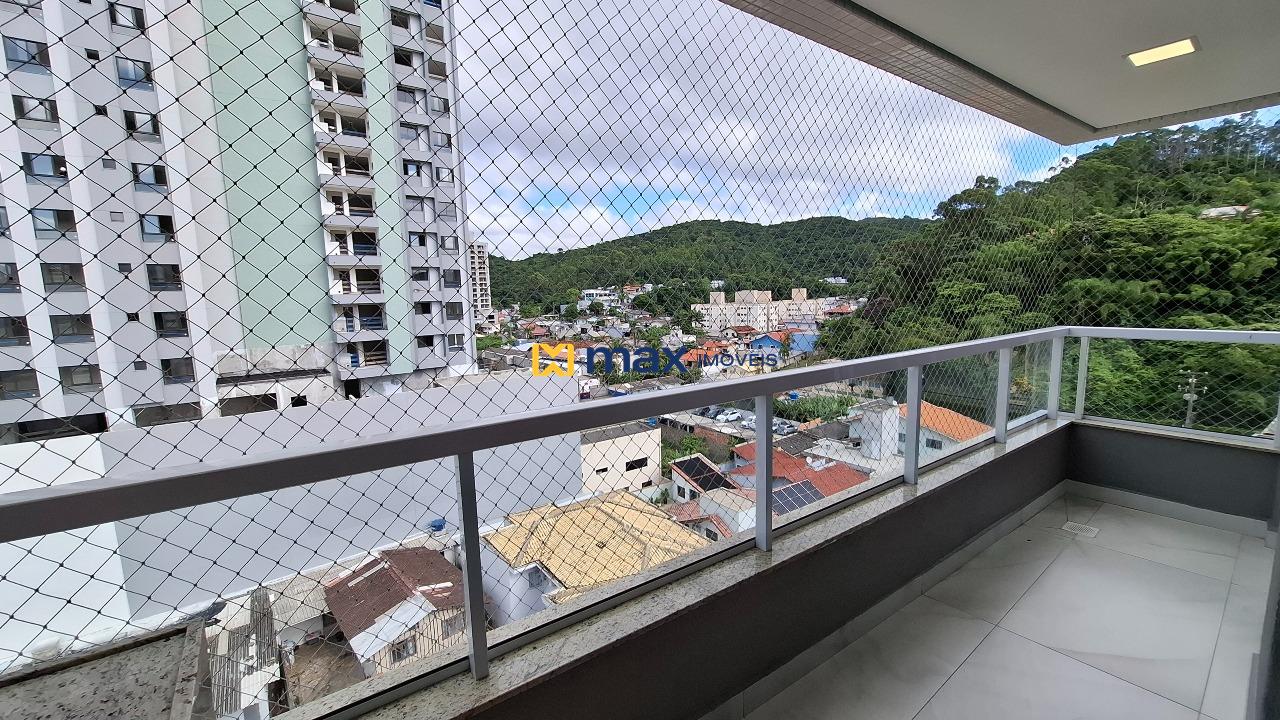 Apartamento para aluguel no Fazendinha: Sacada