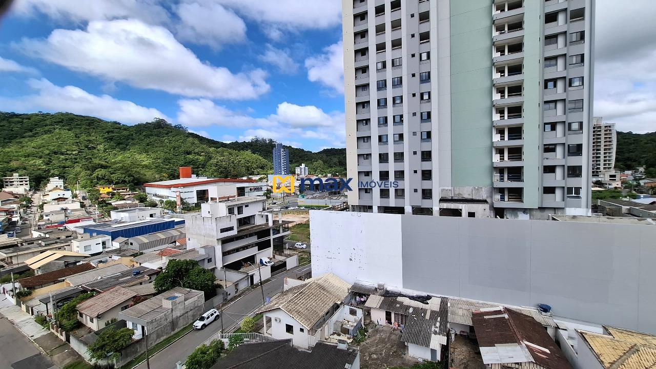Apartamento para aluguel no Fazendinha: Vista Sacada