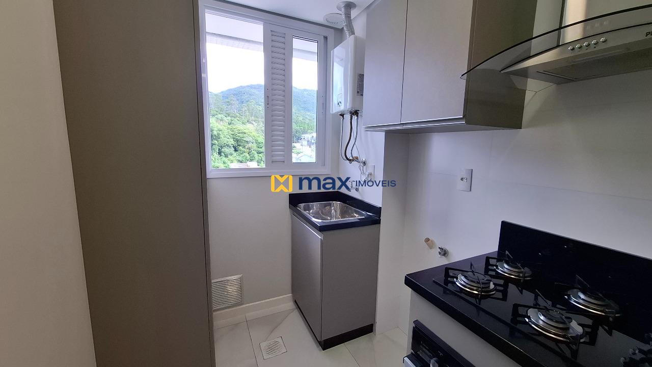 Apartamento para aluguel no Fazendinha: Lavanderia