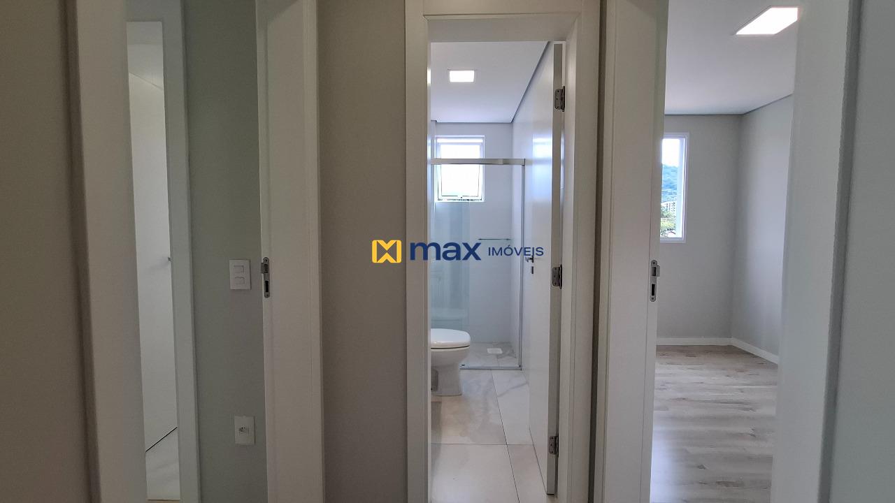 Apartamento para aluguel no Fazendinha: Corredor