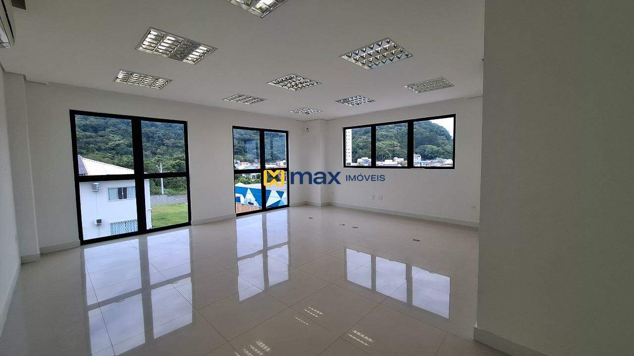 Sala para aluguel no Carvalho: Sala