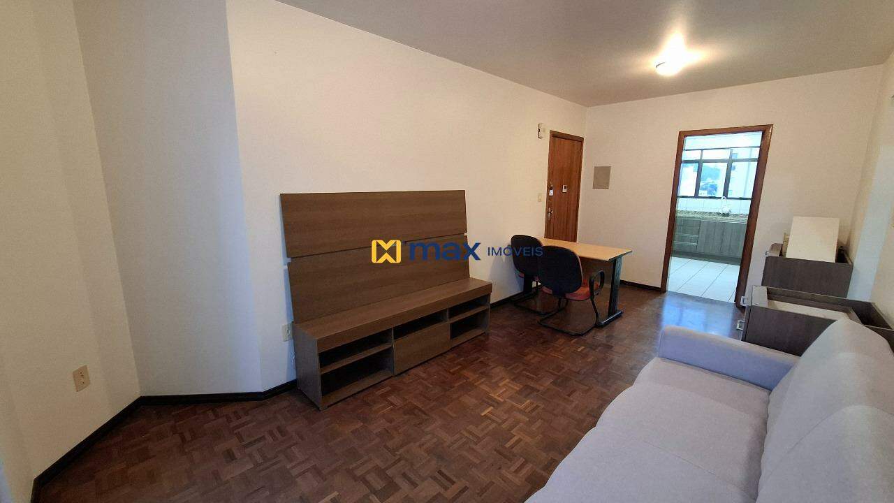 Apartamento para aluguel no Centro: Sala de Estar e Jantar
