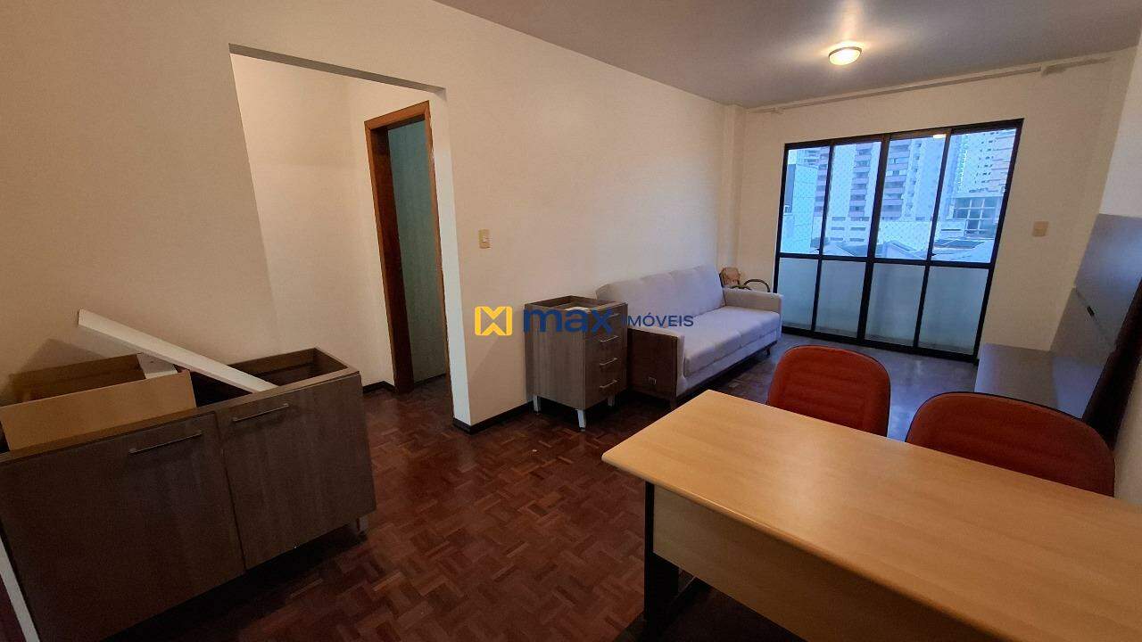 Apartamento para aluguel no Centro: Sala de Estar e Jantar