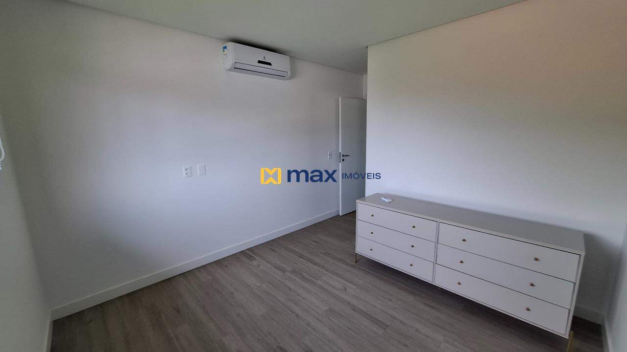 Apartamento para aluguel no Praia Brava: Suíte