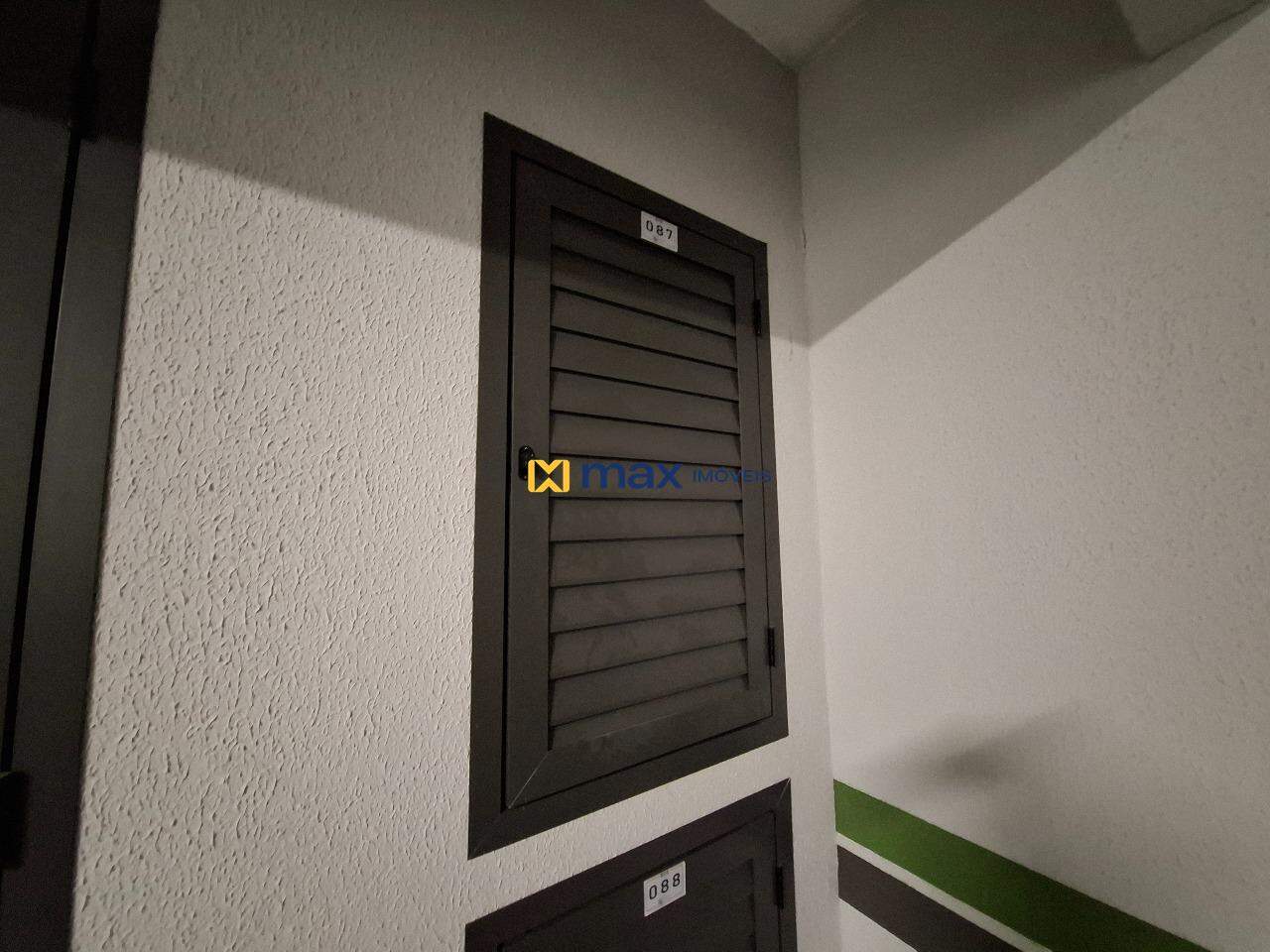 Apartamento para aluguel no Praia Brava: Hobby Box
