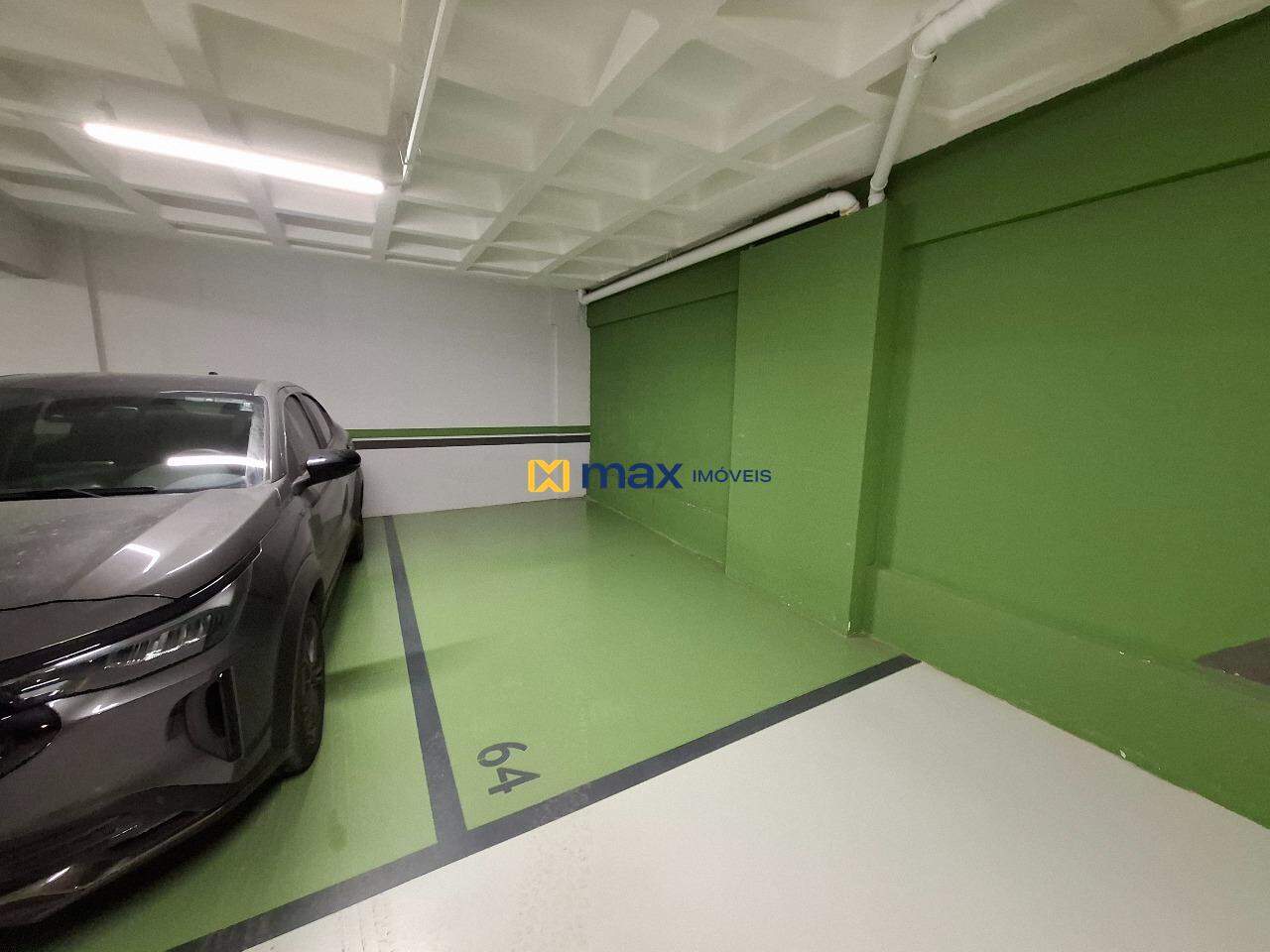 Apartamento para aluguel no Praia Brava: Garagem
