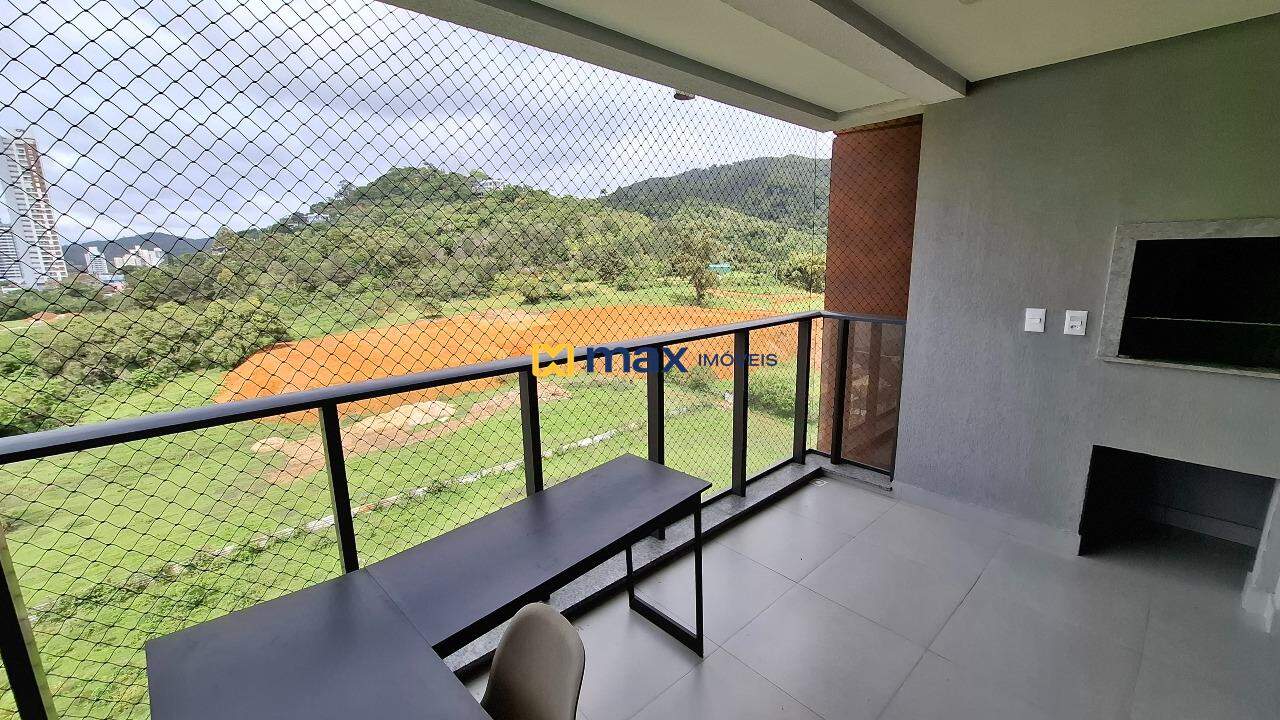 Apartamento para aluguel no Praia Brava: Sacada