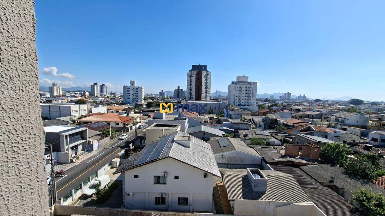 Apartamento para aluguel no Cordeiros: Vista da Sala