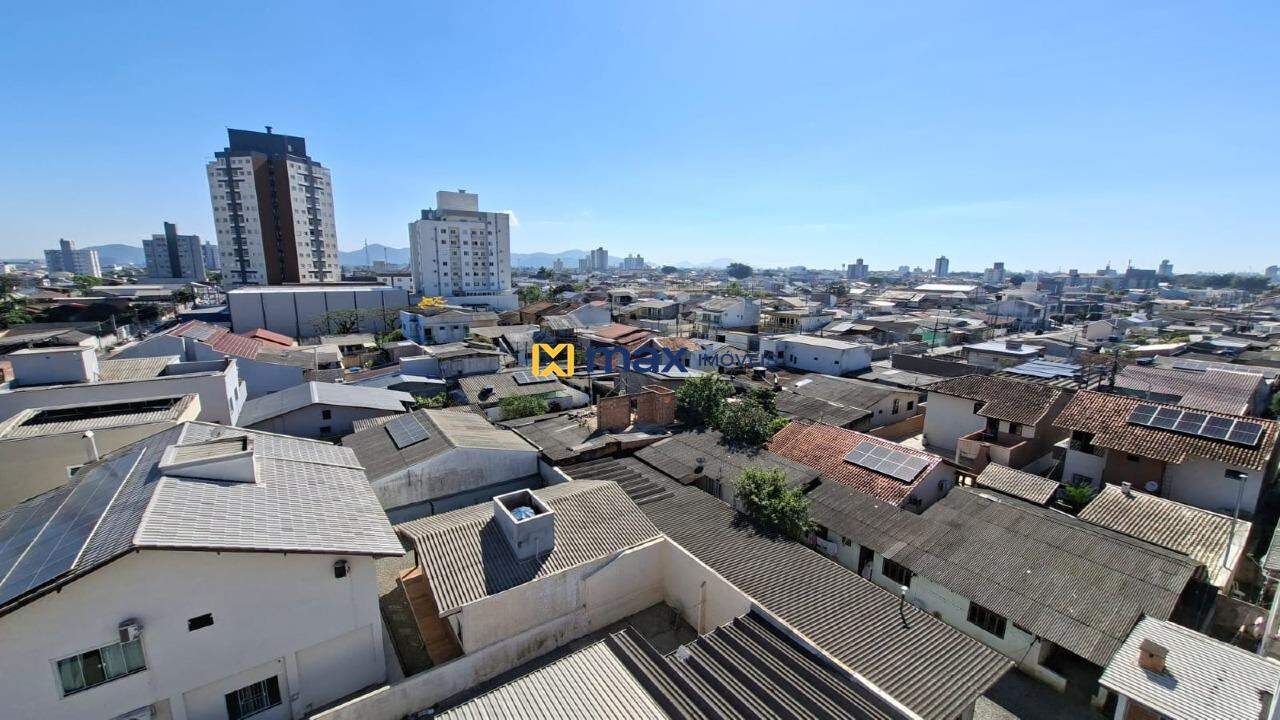 Apartamento para aluguel no Cordeiros: Vista da Sala