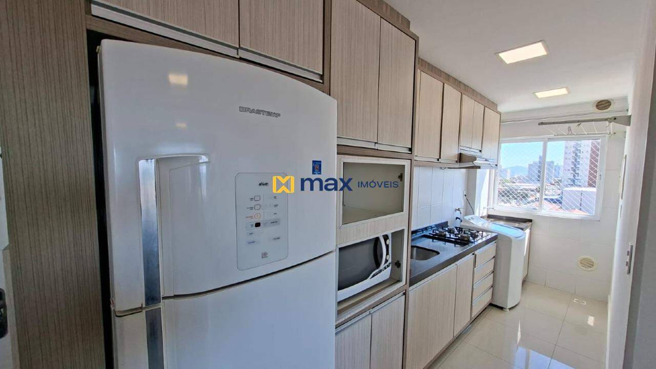 Apartamento para aluguel no Cordeiros: Cozinha/ Lavanderia