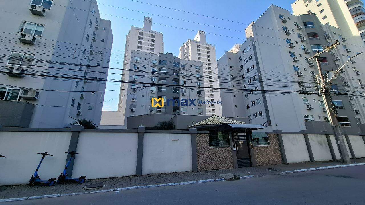 Apartamento para aluguel no Praia Brava: Fachada