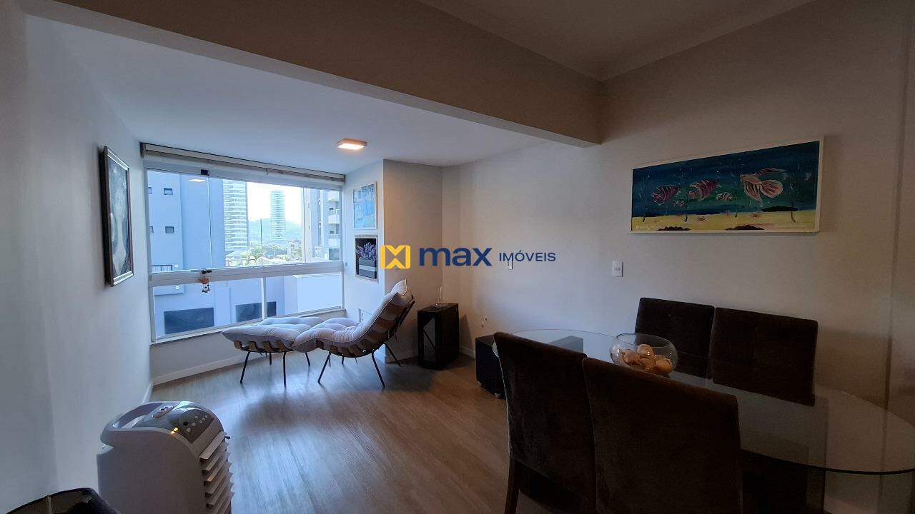 Apartamento para aluguel no Praia Brava: Sala de Estar e Jantar
