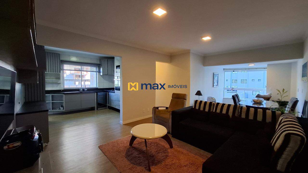 Apartamento para aluguel no Praia Brava: Sala de Estar e Jantar