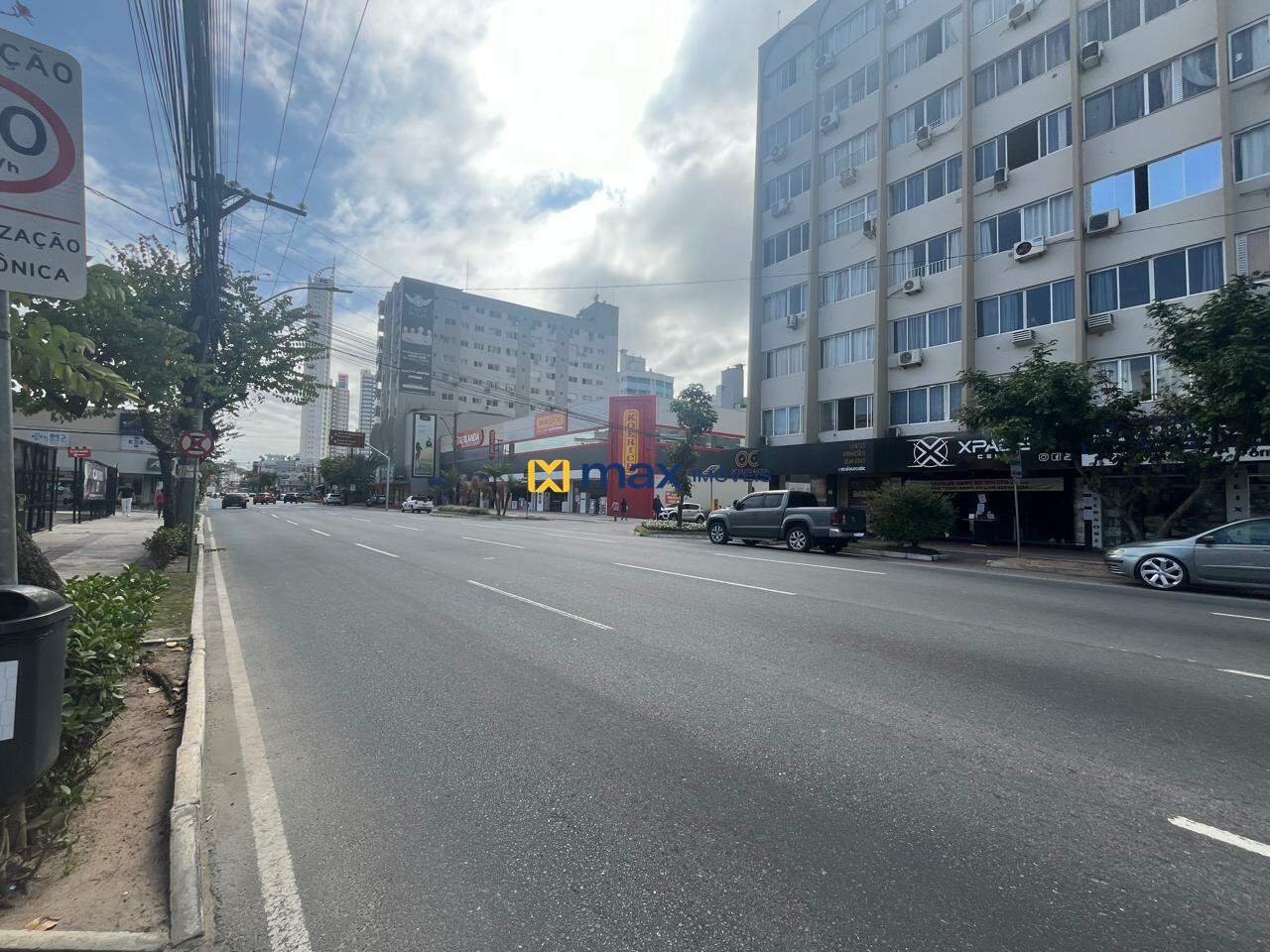 Apartamento para aluguel no Centro: 