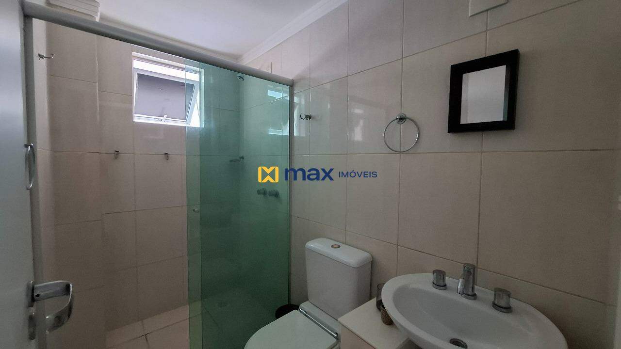 Apartamento para aluguel no Praia Brava: Banheiro Suíte