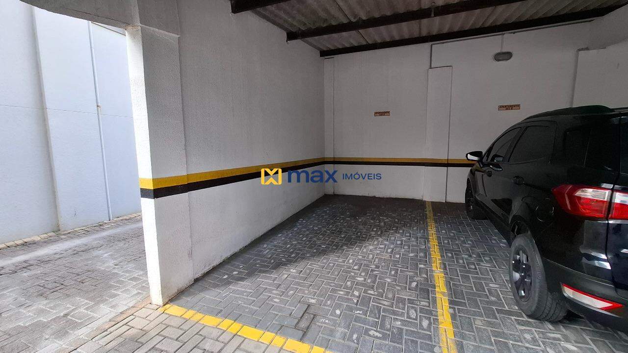 Apartamento para aluguel no Praia Brava: Garagem