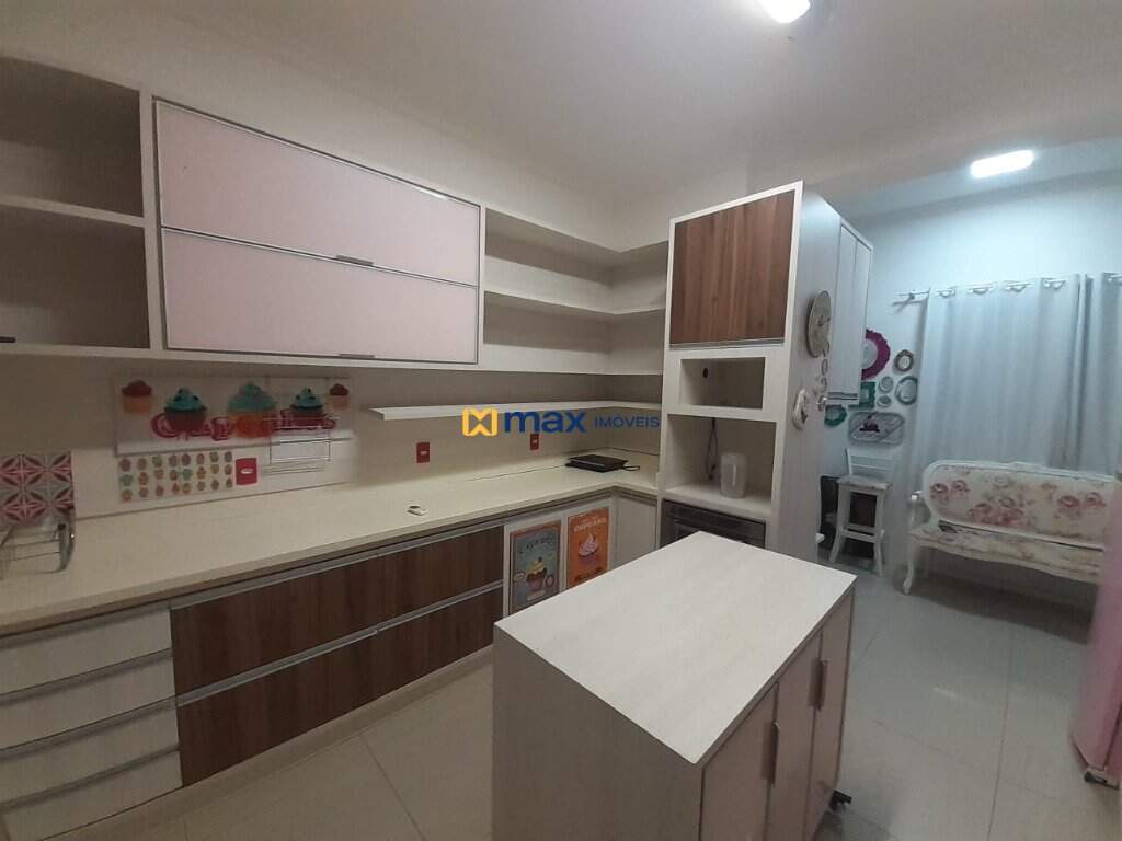 Sala para aluguel no Centro: 
