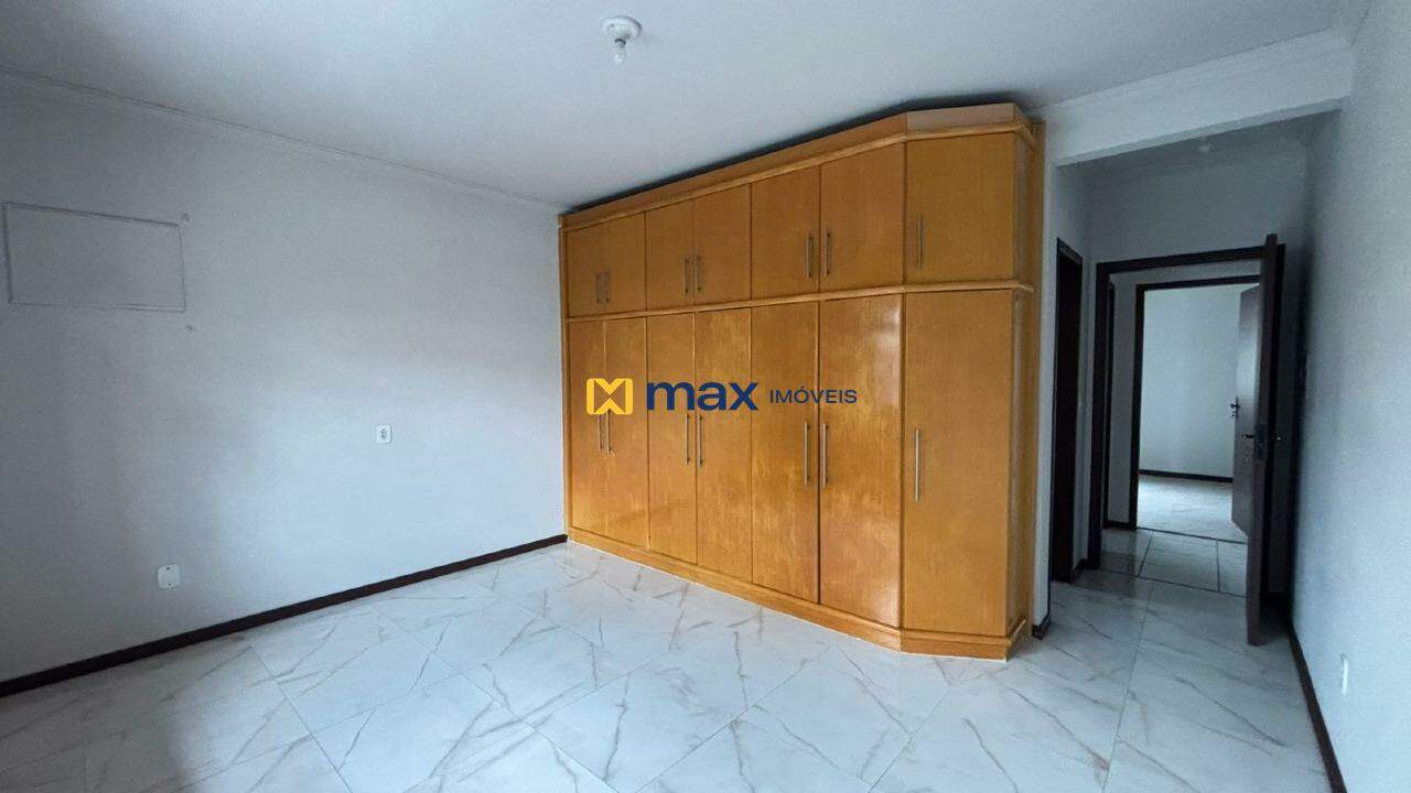 Casa à venda no Nações: Suíte