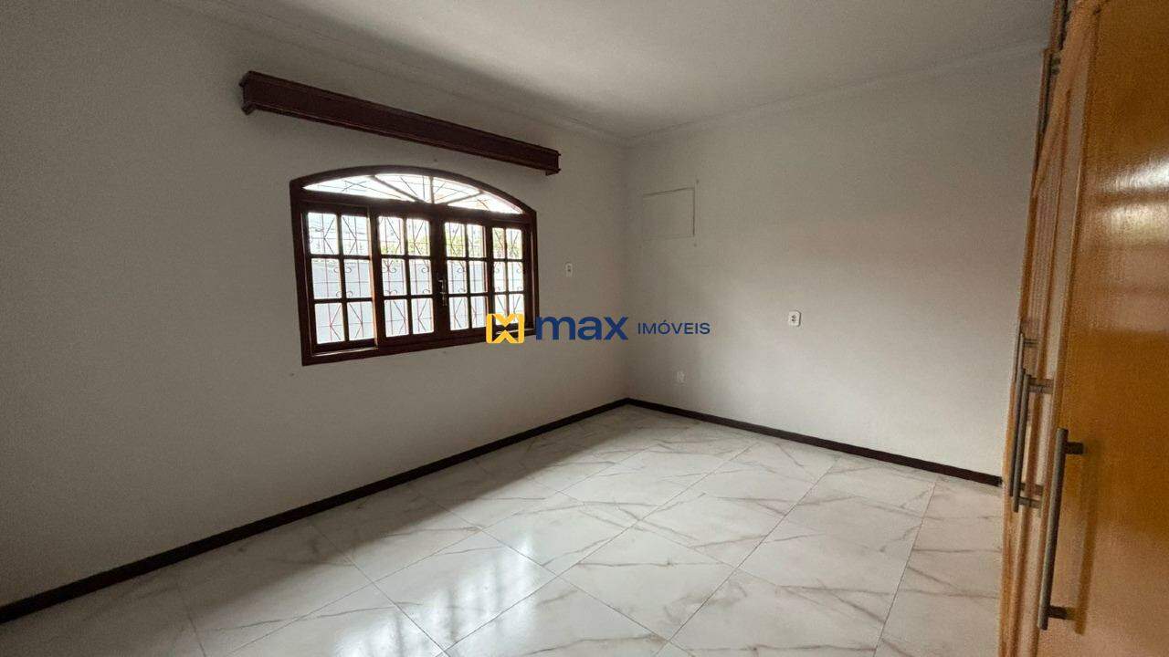 Casa à venda no Nações: suíte