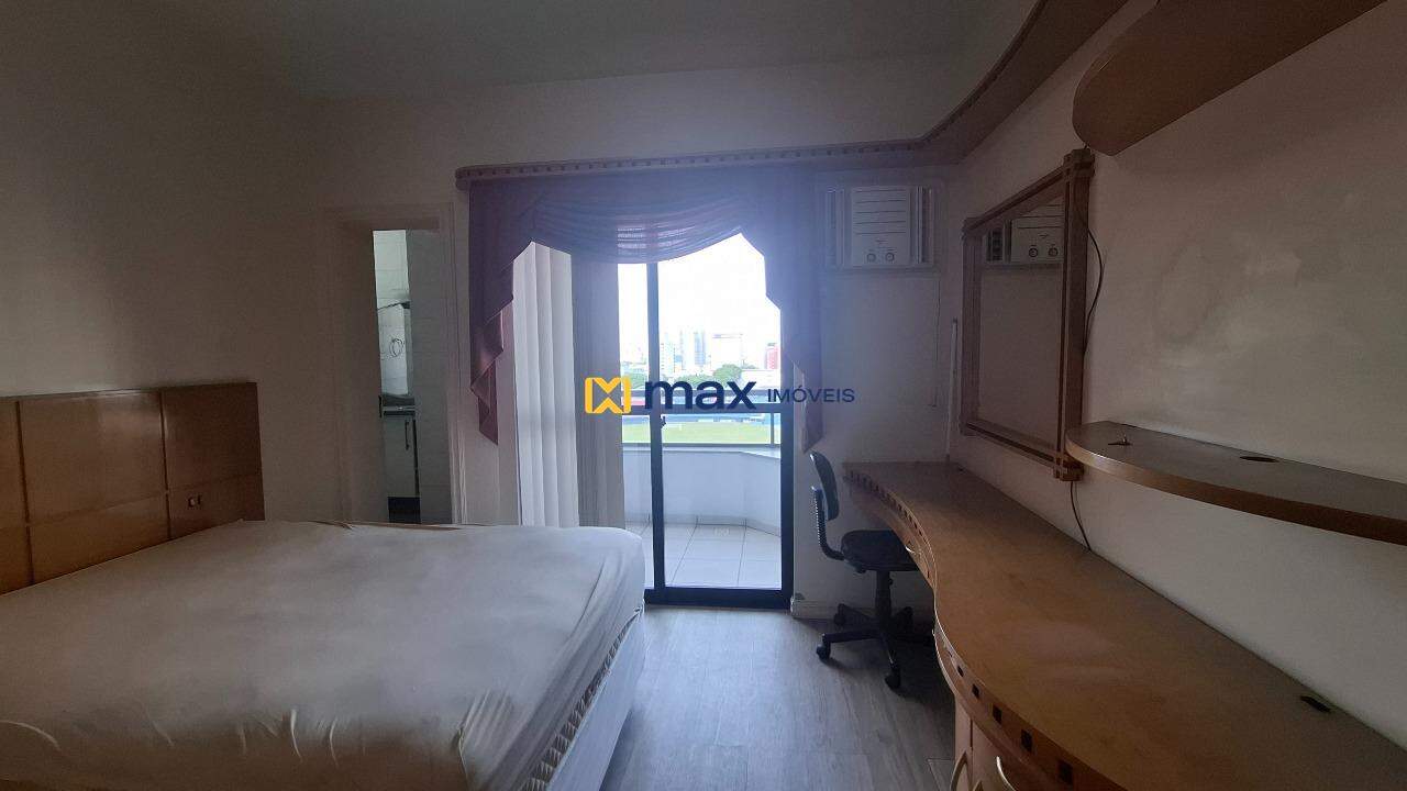 Apartamento à venda no Centro: Suíte 4