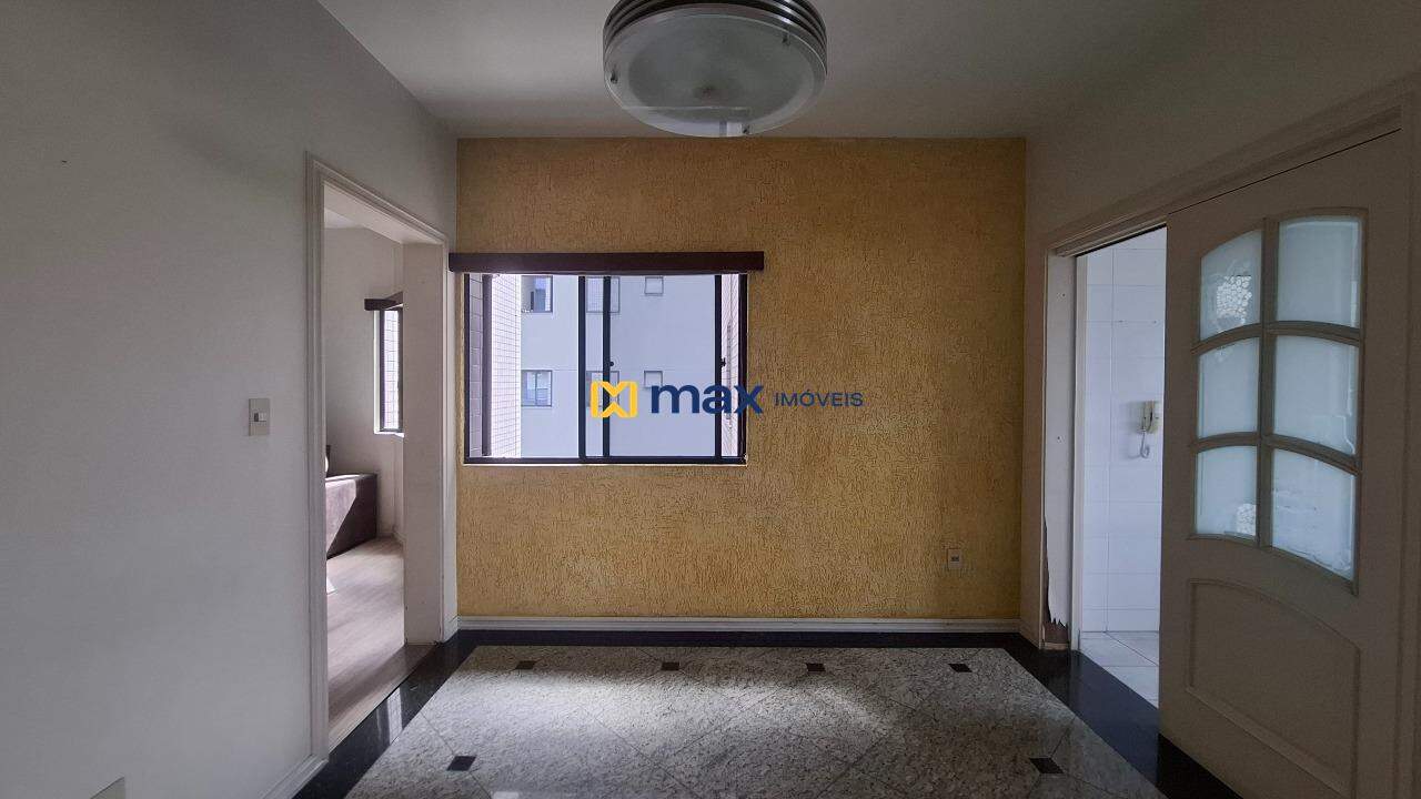 Apartamento à venda no Centro: Sala