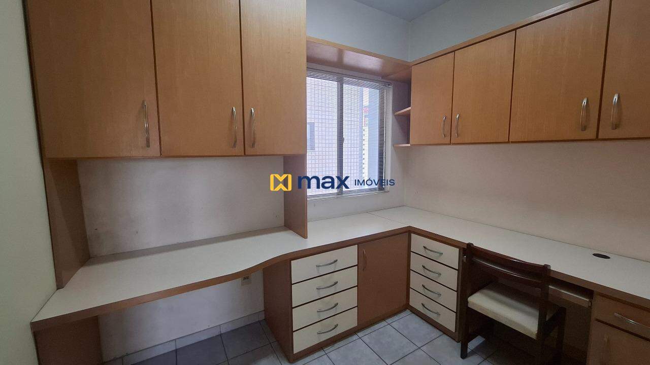Apartamento à venda no Centro: Quarto 1