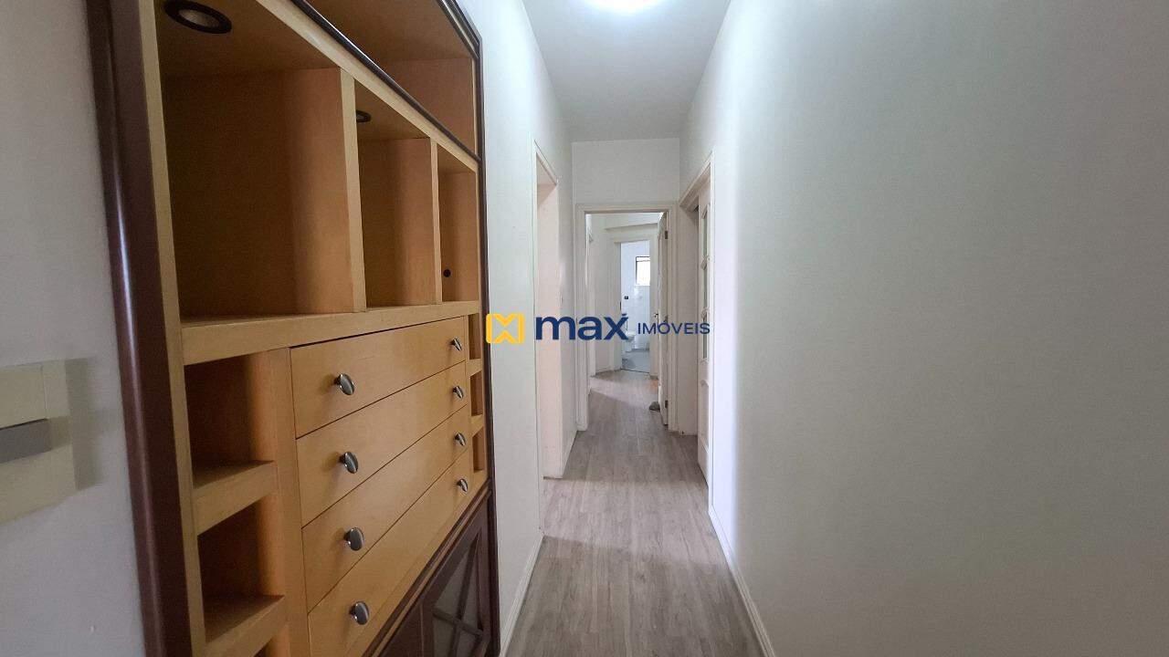 Apartamento à venda no Centro: Corredor principal