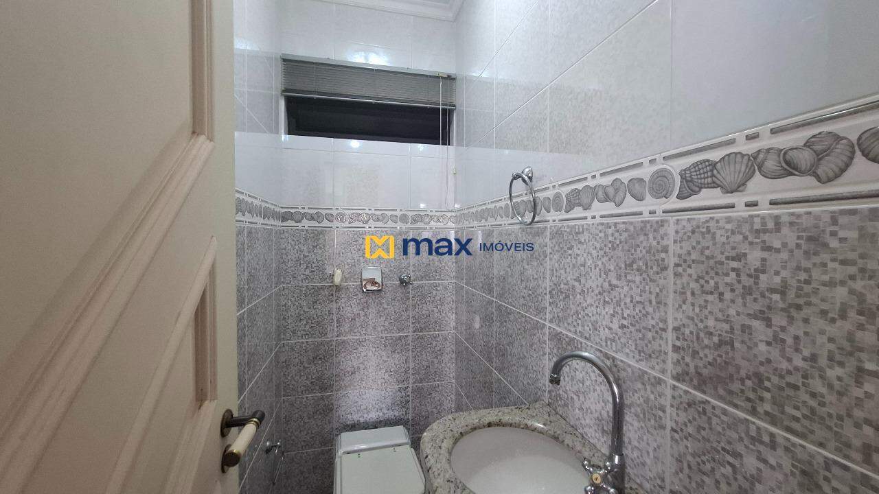 Apartamento à venda no Centro: Lavabo