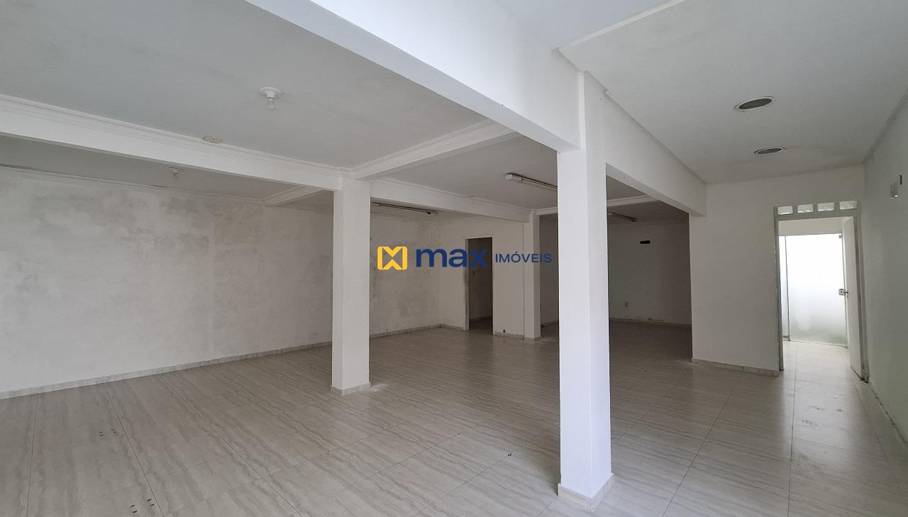 Casa à venda no Centro: 