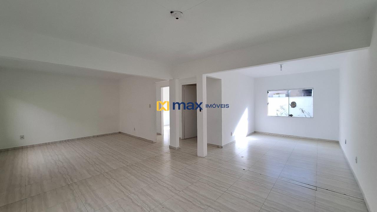 Casa à venda no Centro: Sala 2