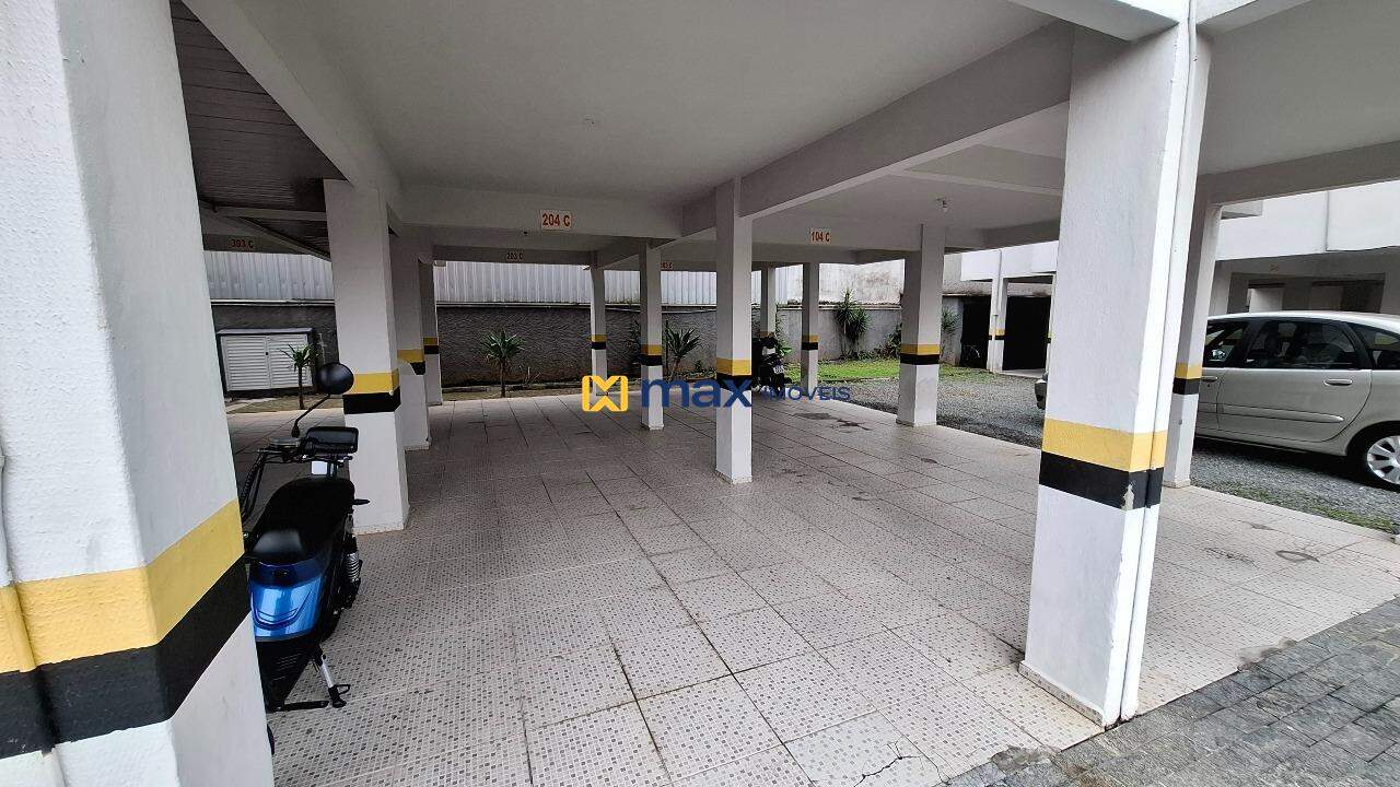 Apartamento para aluguel no São Vicente: Garagem